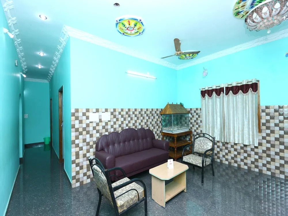 OYO 10095 Home Green View 3BHK Aurovile Beach