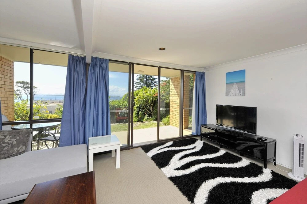 The Crest, Unit 5/6-8 Tomaree Road