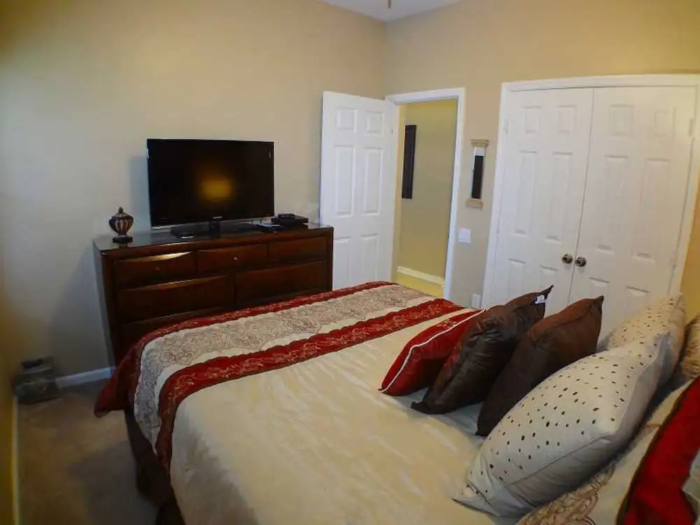 6BR 4BA Home in Windsor Hills by CV-2601