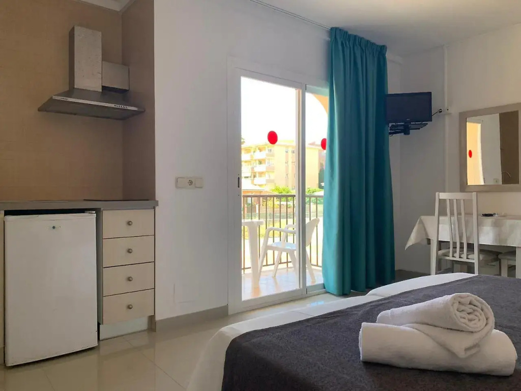 Hotel LLITERAS