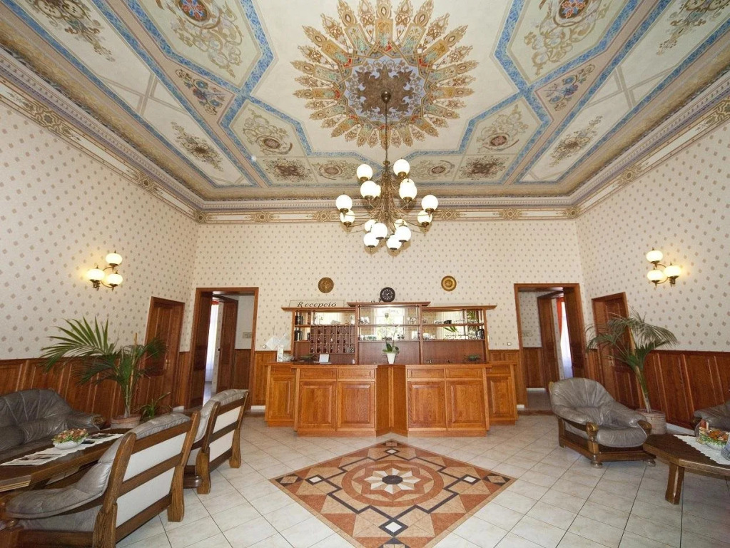 Hotel Astoria