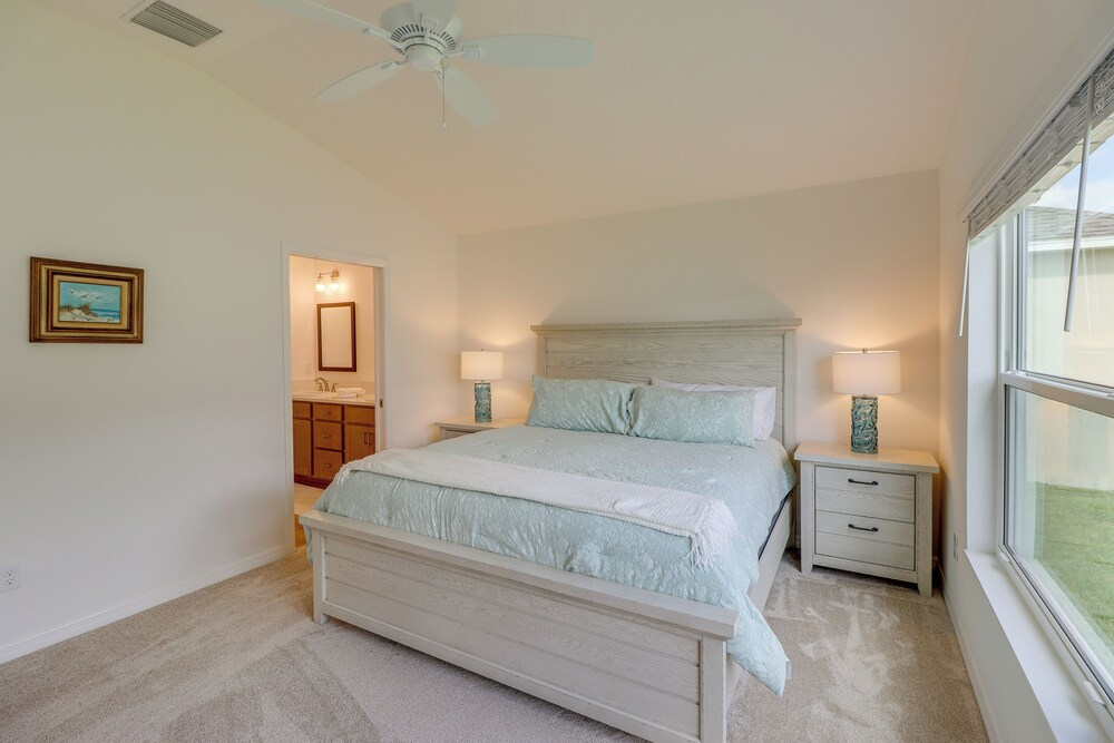 Community Pool & Tennis Court: Gem in The Villages