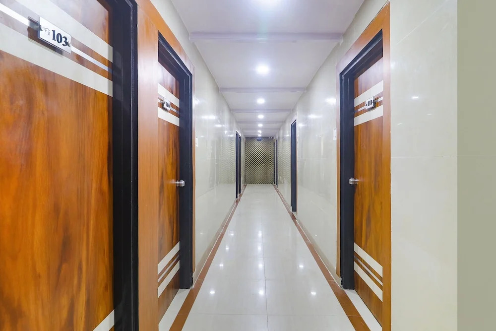 FabHotel Fortune Grand - Nr Lakdikapul Metro Station