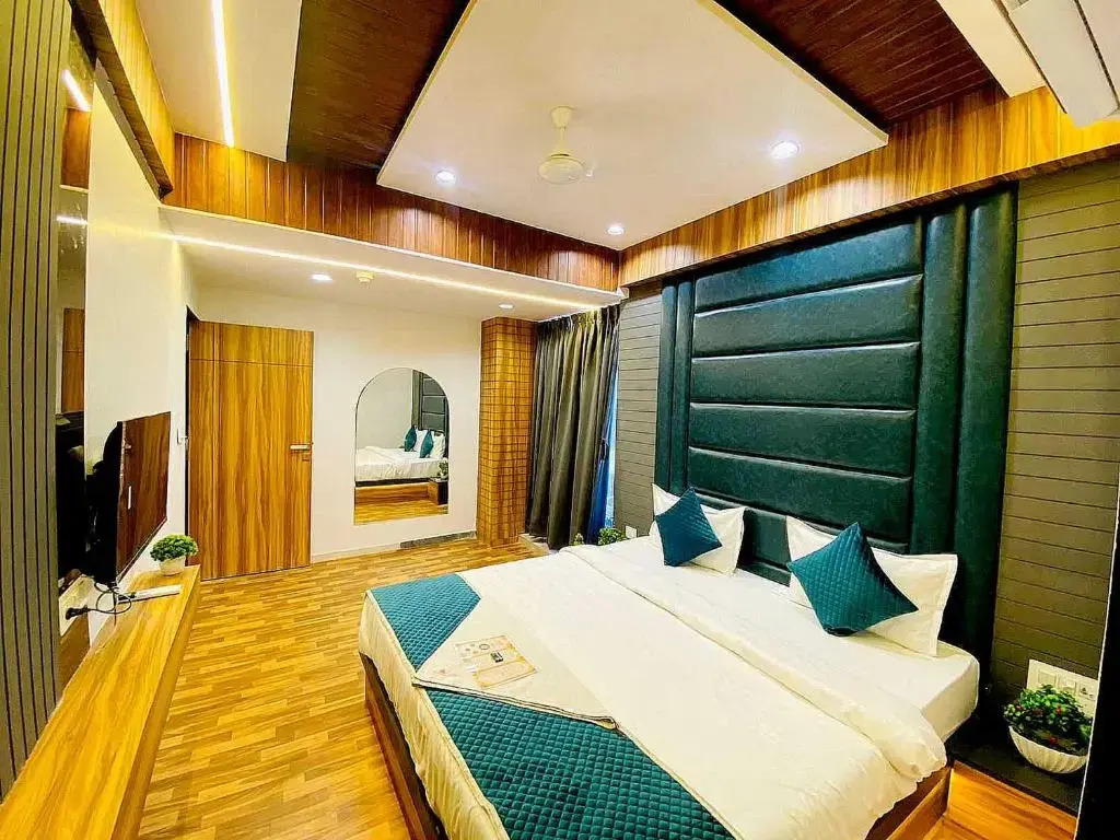 OYO Flagship 70202 Hotel Max