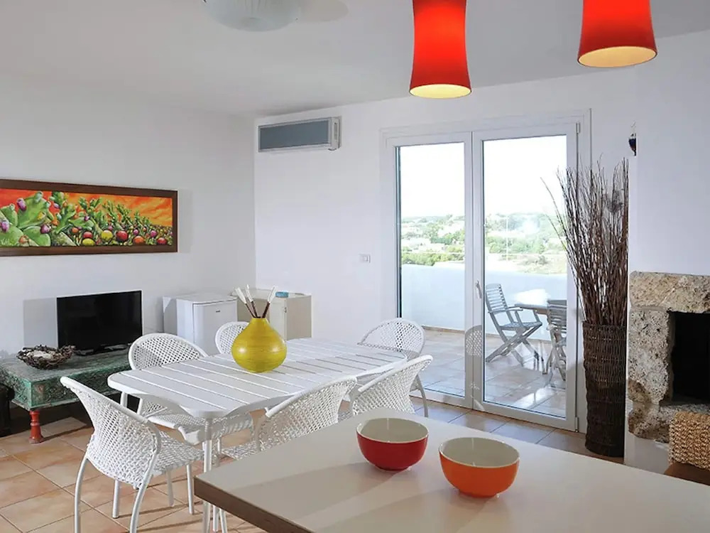 Villa Elena - Two Luxury Suites, garden & fast Wi-Fi near the Sea