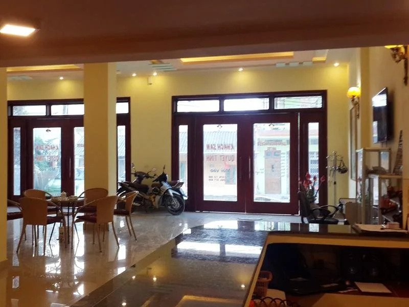 Quyet Tinh Hotel