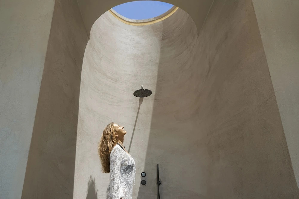 Santorini Sky, The Retreat