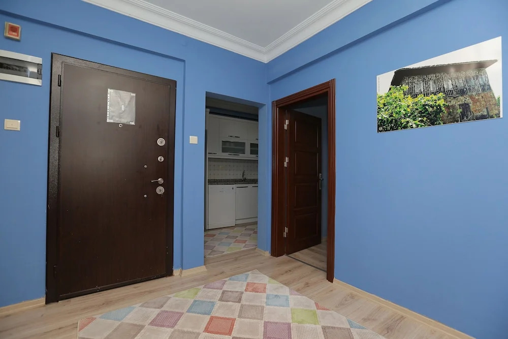 Guven Suite House