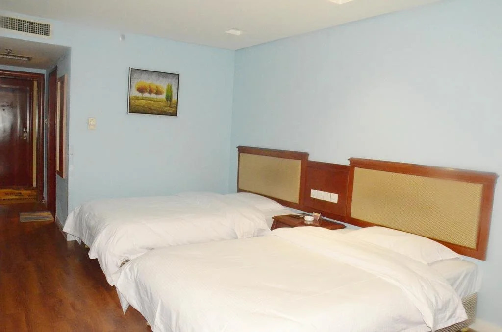Tianshui East Inn