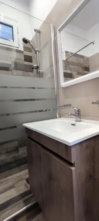Eleni City Apartment 2