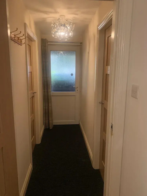 Cottinghamdetachedprop/kingbed/tv/wifi