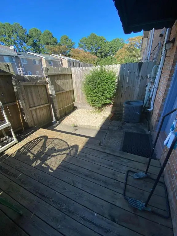 Va Beach Zen town house
