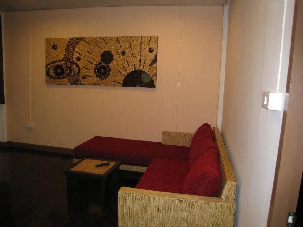 Baan Glang Soi Restaurant & Guesthouse