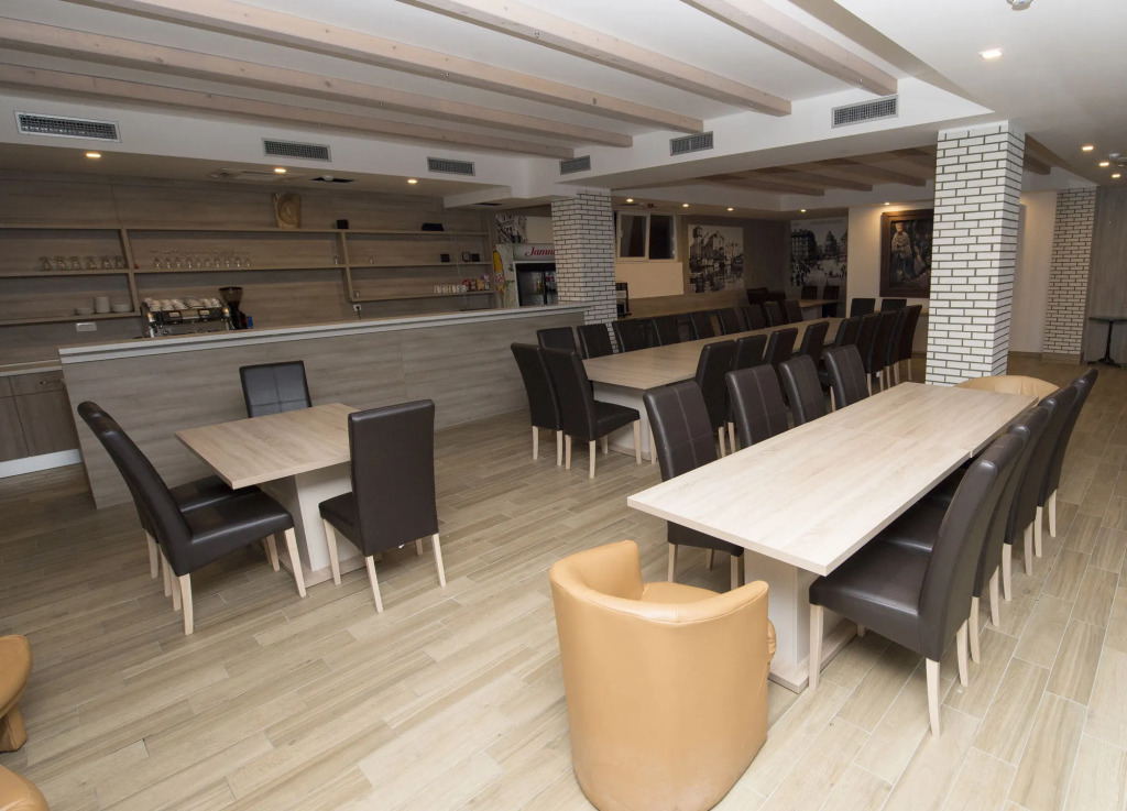 All Saints Suites B&B Kastela