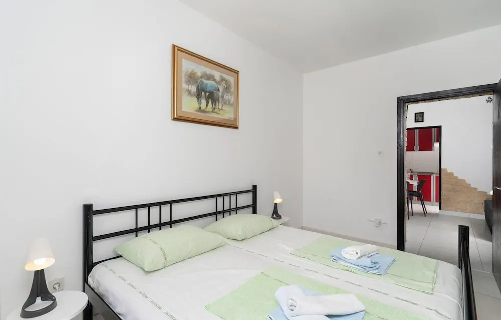 Nice Home in Krk With Wifi and 2 Bedrooms