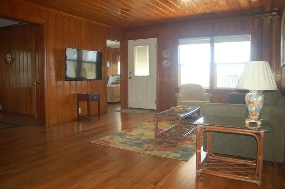 White Cap - 5 Br Home