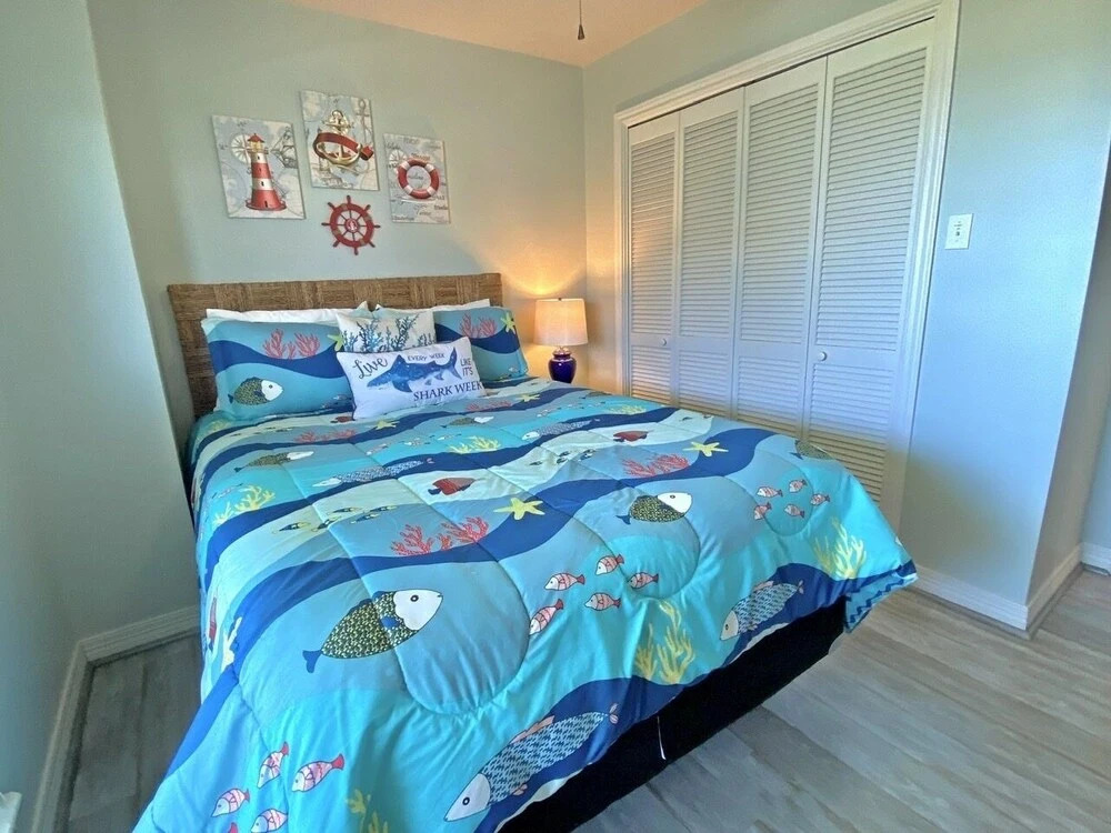 Stay Salty 3 Bedroom Home by RedAwning