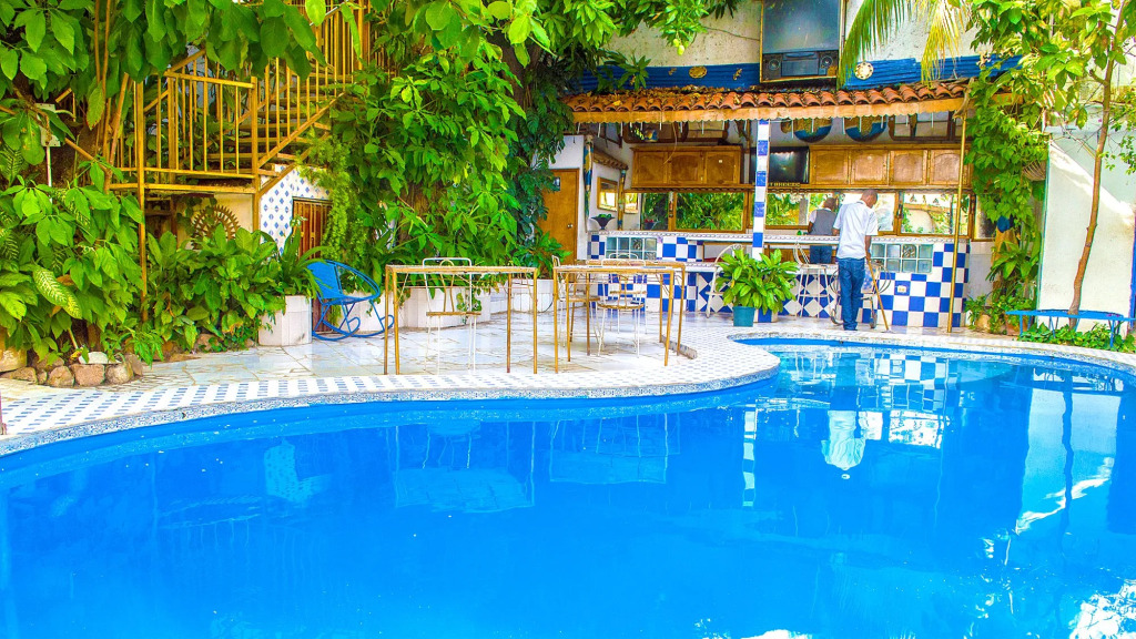 Pacot Breeze