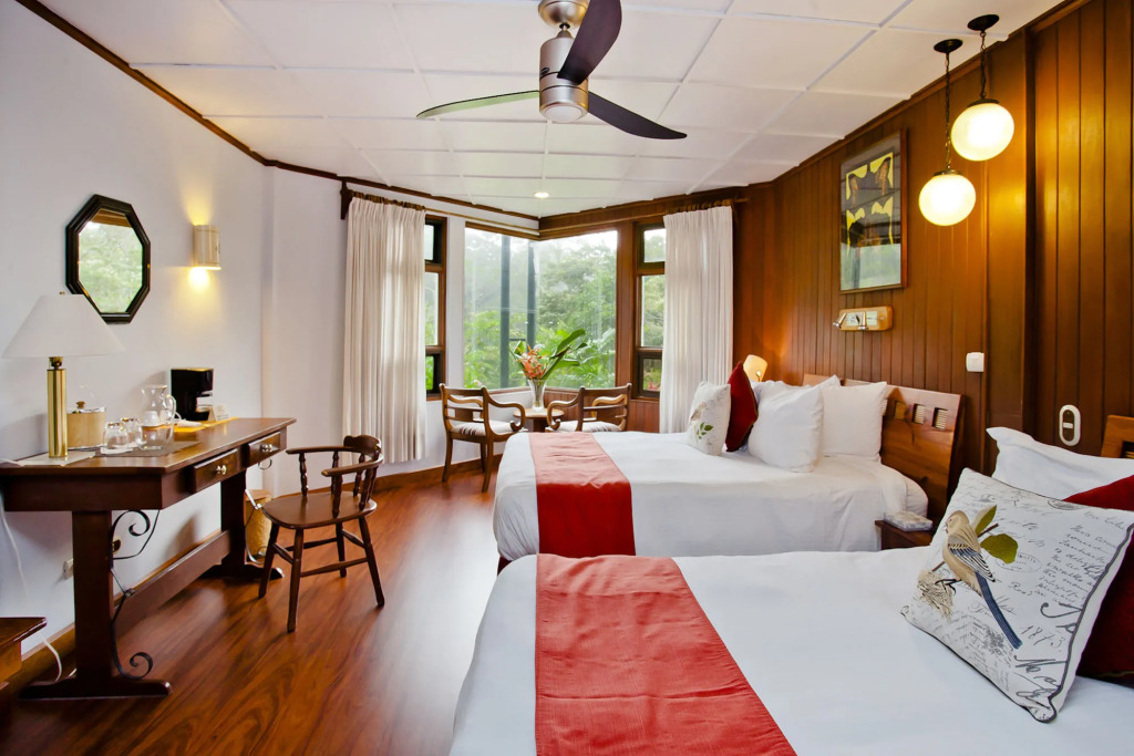 Monteverde Lodge by Böëna