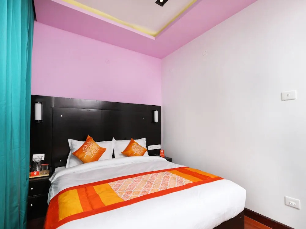 OYO 13838 Ramana Holiday Inn
