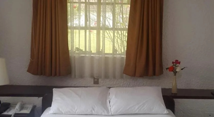 HOTEL & SPA LAGUNA SECA