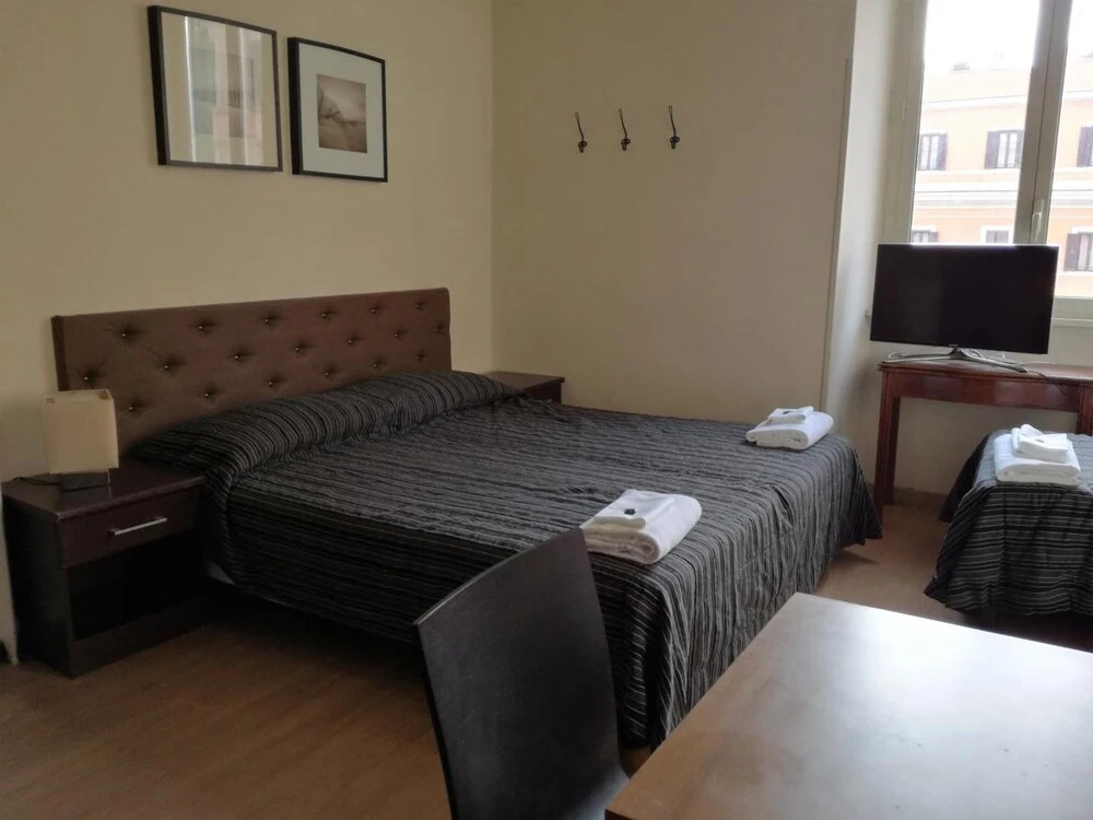 Marvi Hotel