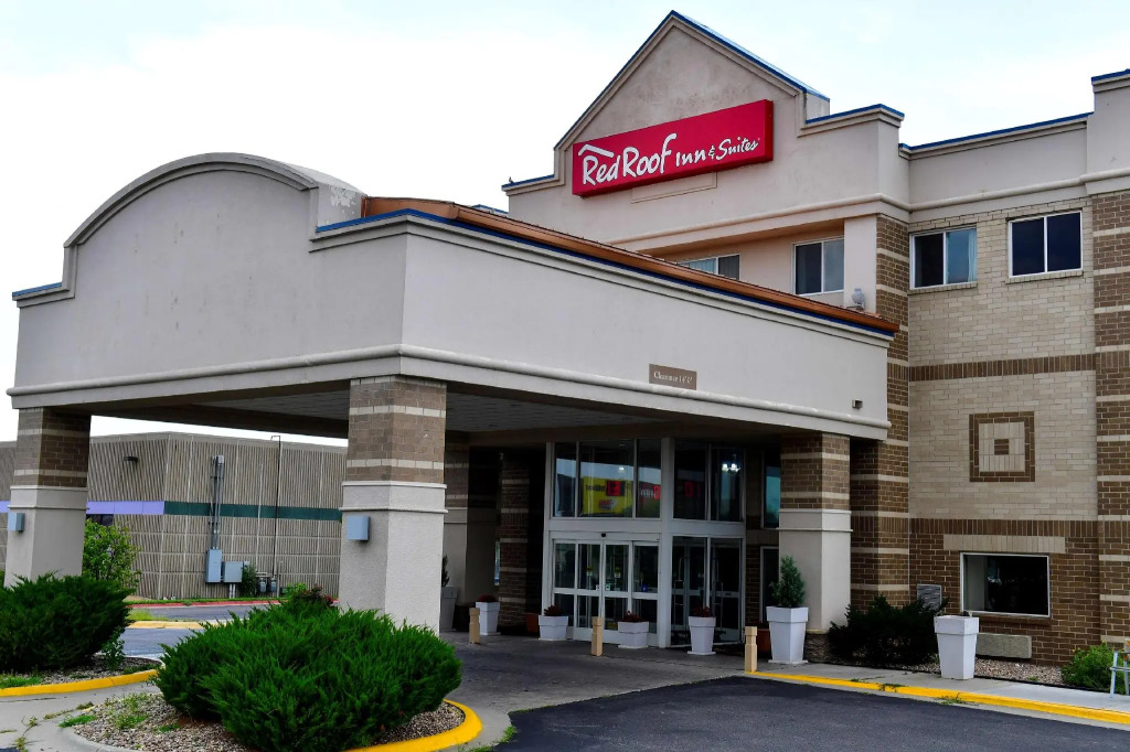 Baymont Inn & Suites by Wyndham Lincoln NE