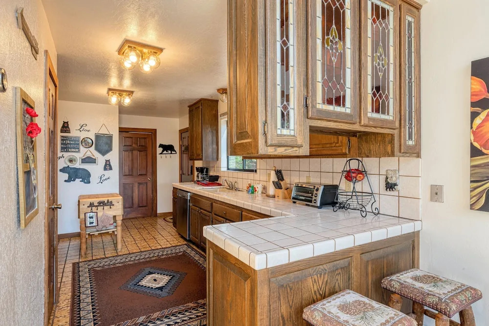 New Listing! Luxe W/ Private Master Suite 4 Bedroom Home