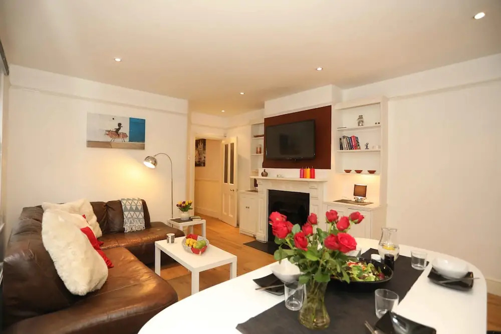 Huge 3 Bed Garden Flat
