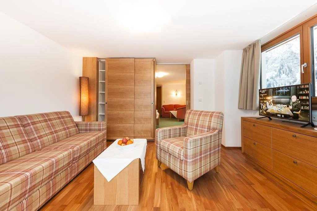Hotel Sunora - Ski In Ski Out - Formerly Hotel Schranz