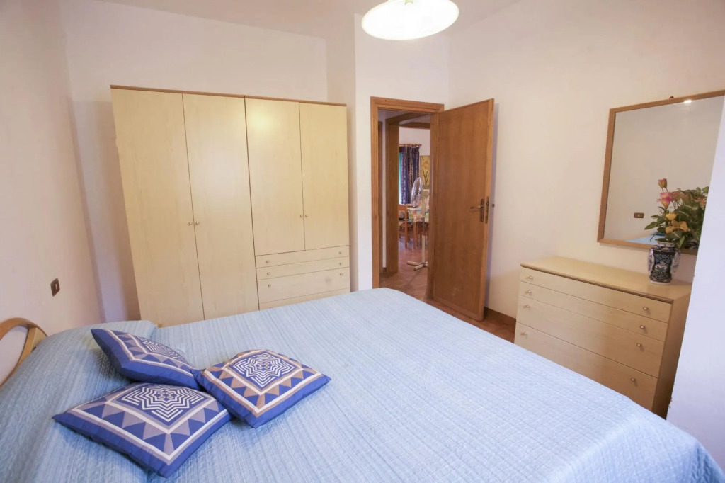 Apartment Il Sogno 2 in Capoliveri with terrace-IL SOGNO QUADRI N° 2