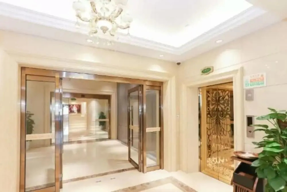 Vienna Int'l Hotel Xinchang Ancient Town