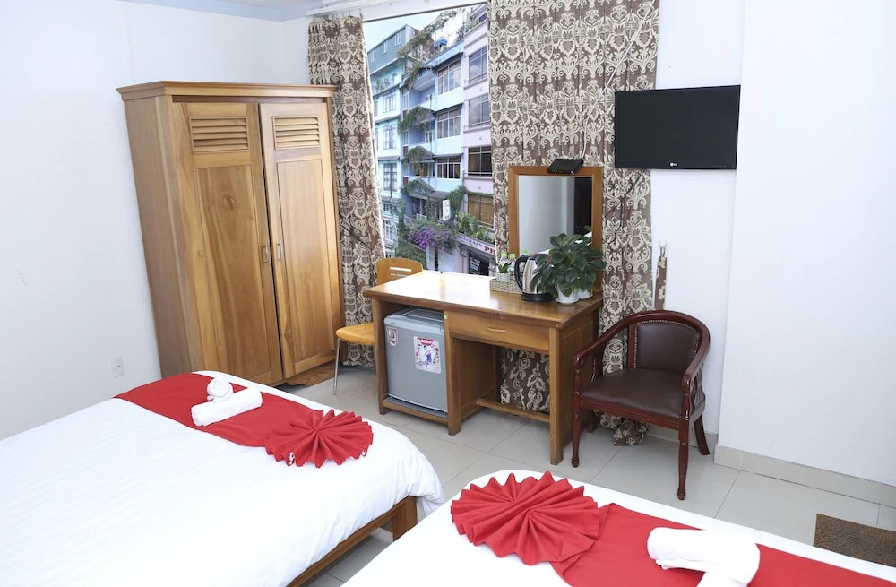 Huong Moc Hotel
