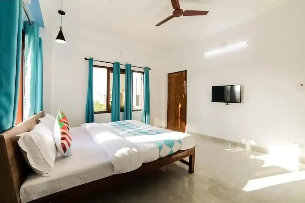 Goroomgo Khan Basera Bhubaneswar