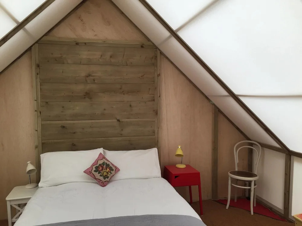 Killarney Glamping at the Grove, Suites and Lodges