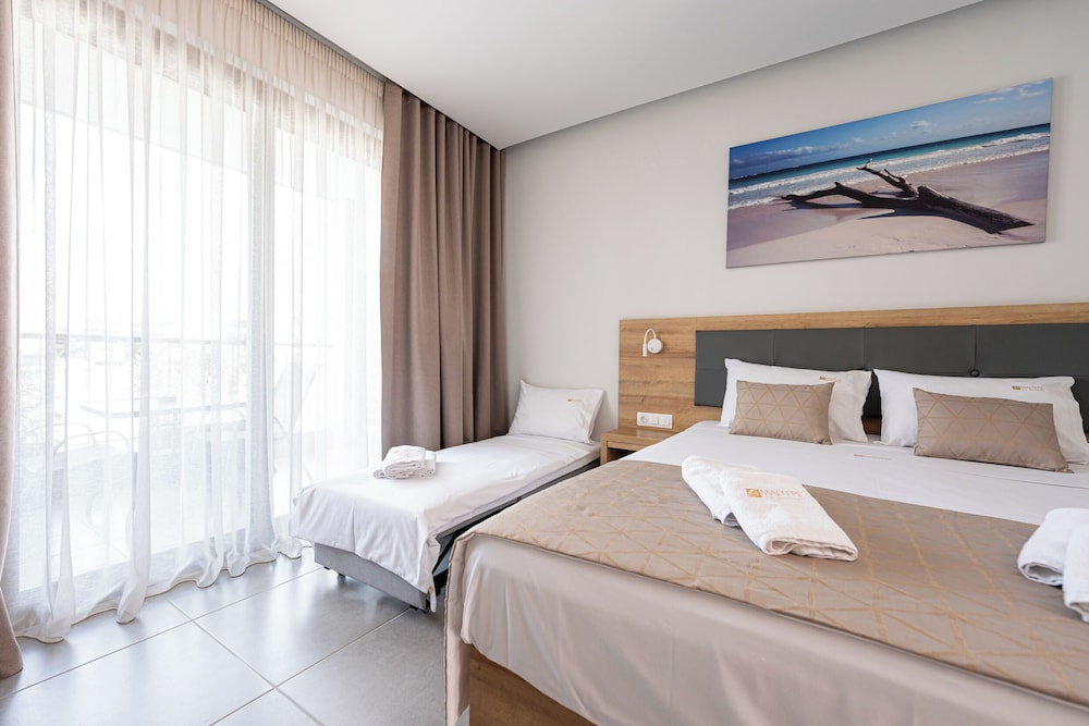 Maltepe Luxury Accommodation By Travelpro Services