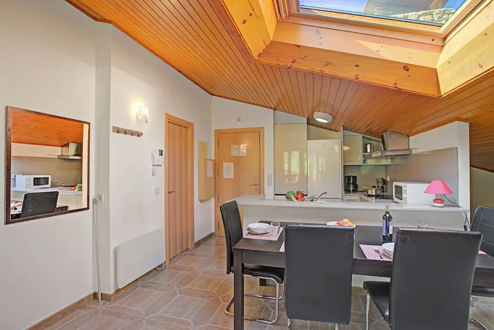 El Tarter Spacious Ski Apartment