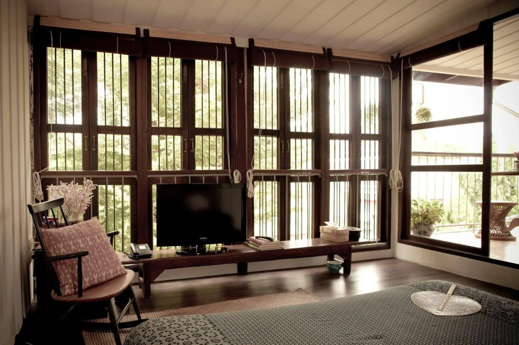 The Asadang Bed and Breakfast