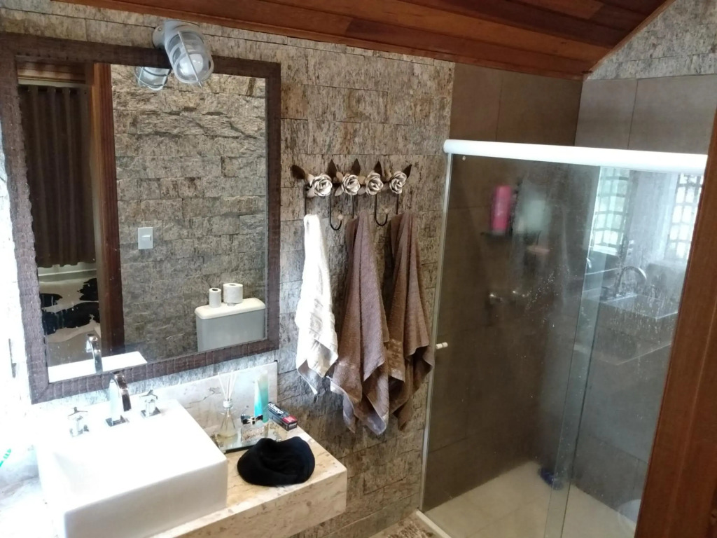 Casa de fino acabamento e conforto em Monte verde