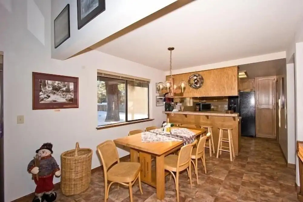 2485 Tepee Ct.