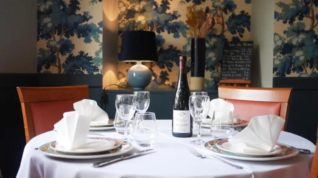 Logis Hôtel & Restaurant - Le Saint-Louis
