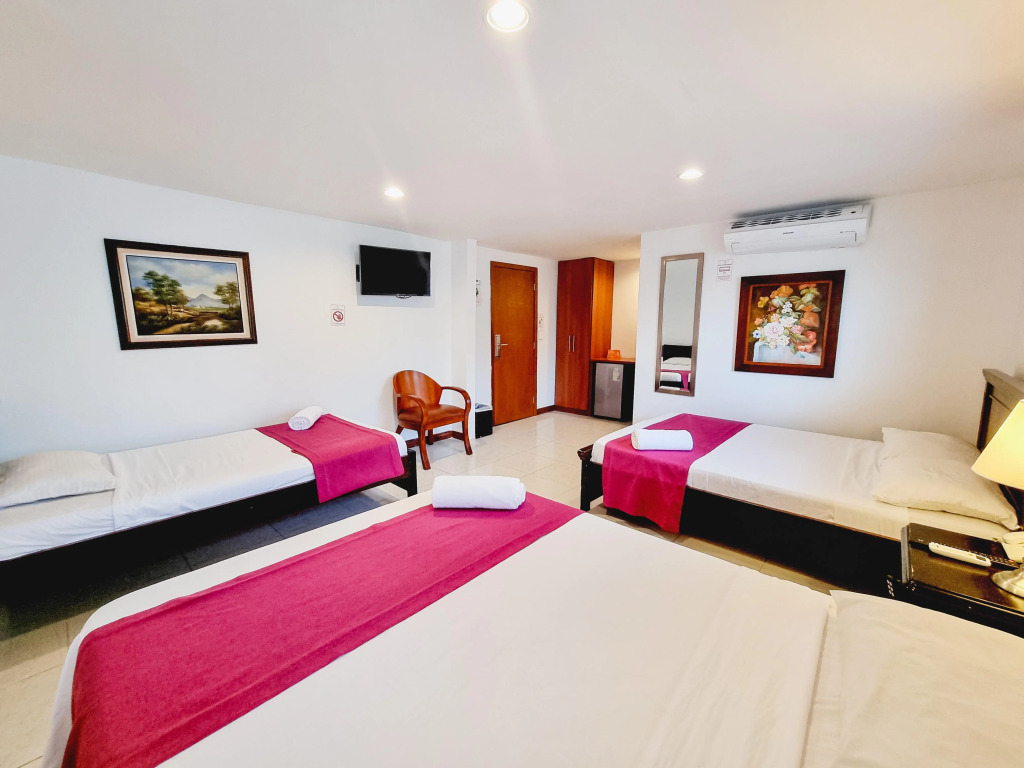 Hotel Karlo By GHO Hoteles