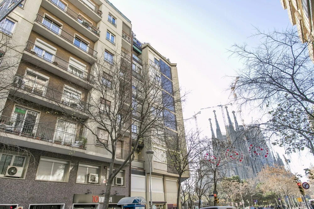 Beautiful Apt next to the Sagrada Famila