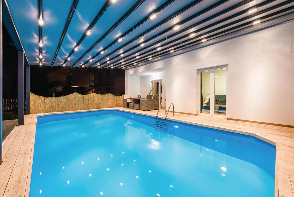 Amazing Home in Brodarica With Wifi and 6 Bedrooms