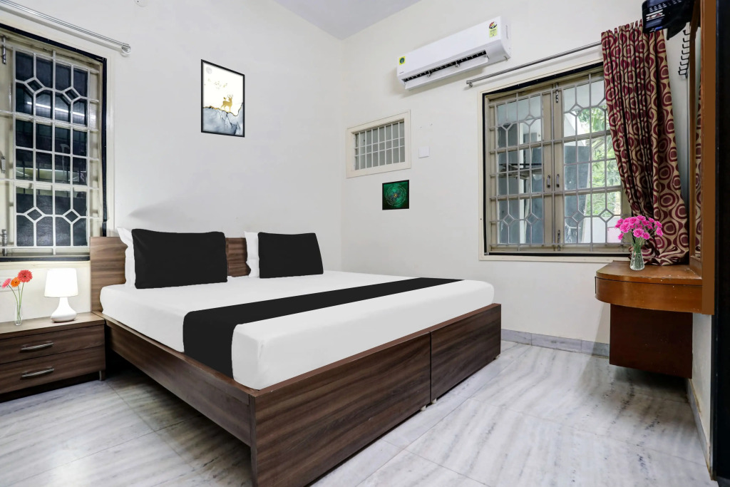 OYO Hotel O Ashok Nagar Near JNTU College
