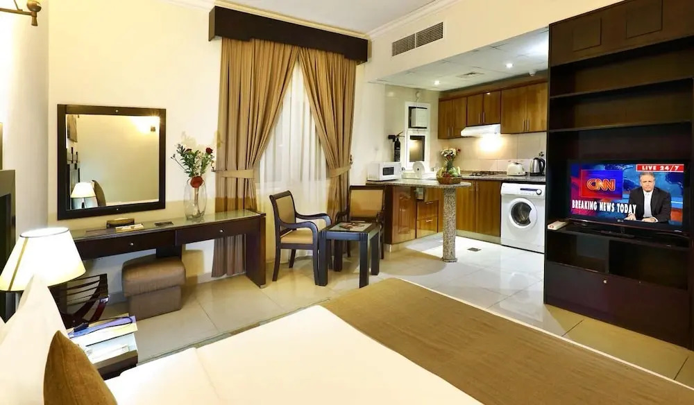 Отель Al Hayat Hotel Suites