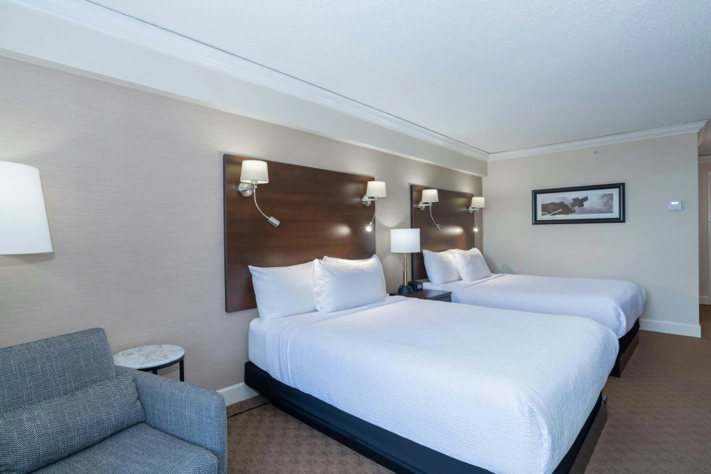 Sandman Signature Vancouver Airport Hotel & Resort