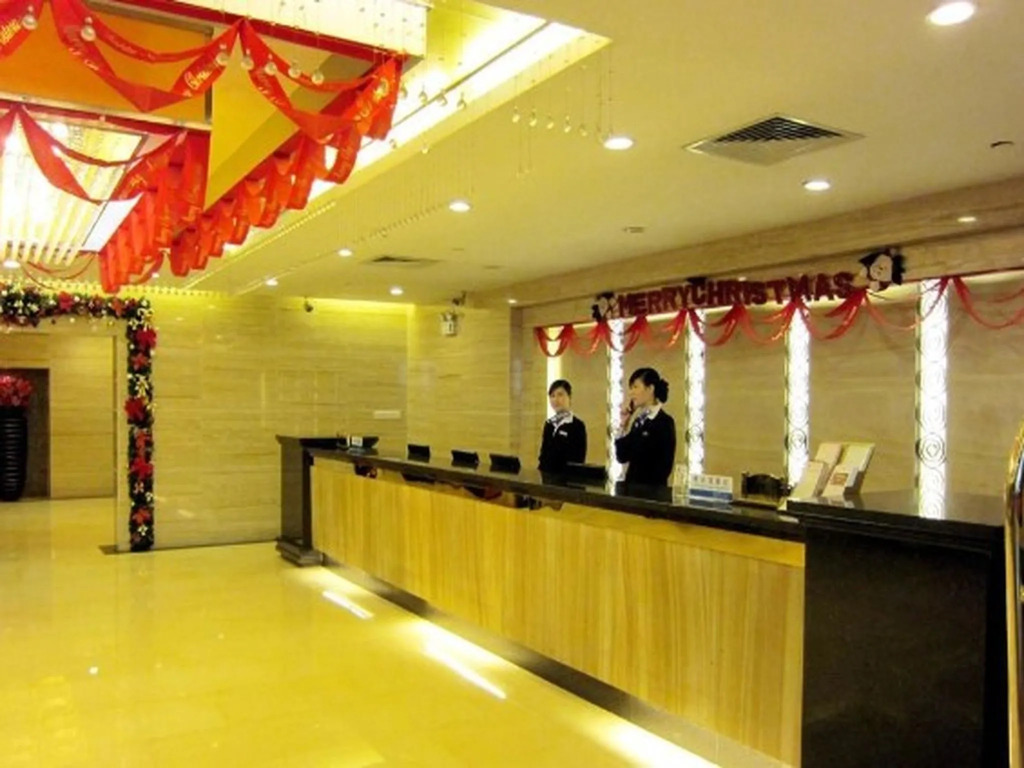 Felicity Hotel Shenzhen, Luohu Railway Station