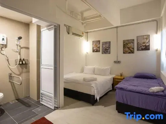 Kenny Hill Boutique Hotel near Borneo Medical Centre Kuching