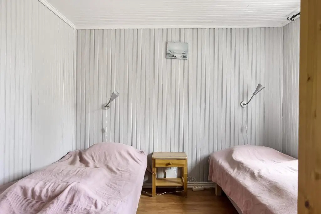 Cozy cottage at Bolmstad Sateri by Lake Bolmen
